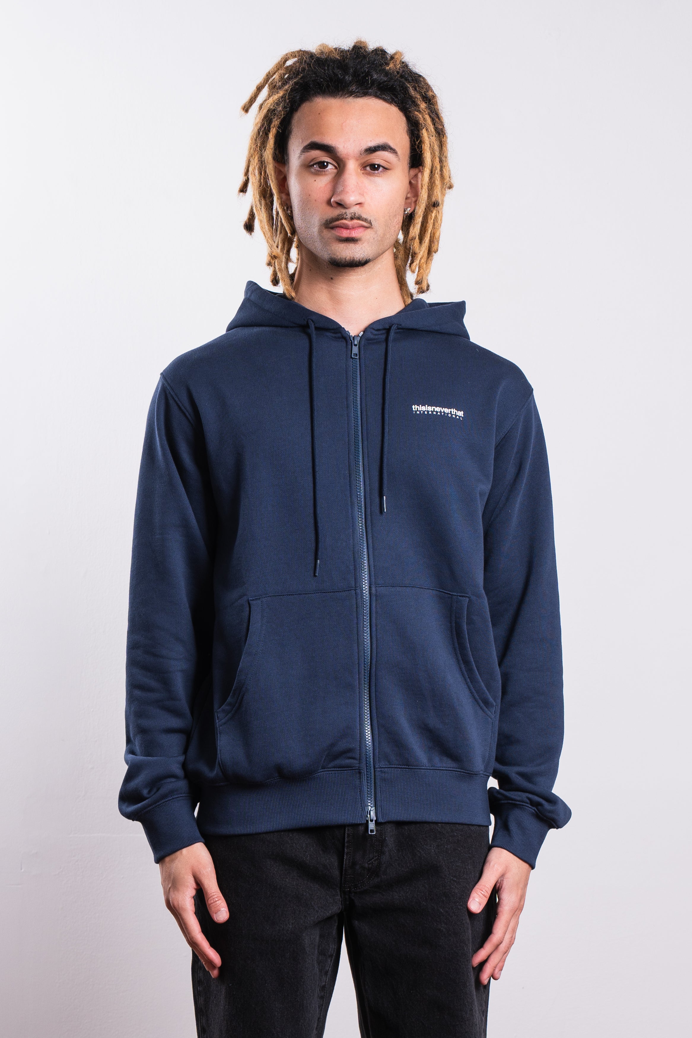 thisisneverthat Int Logo Zip Hoodie Navy – Cabinet Noir