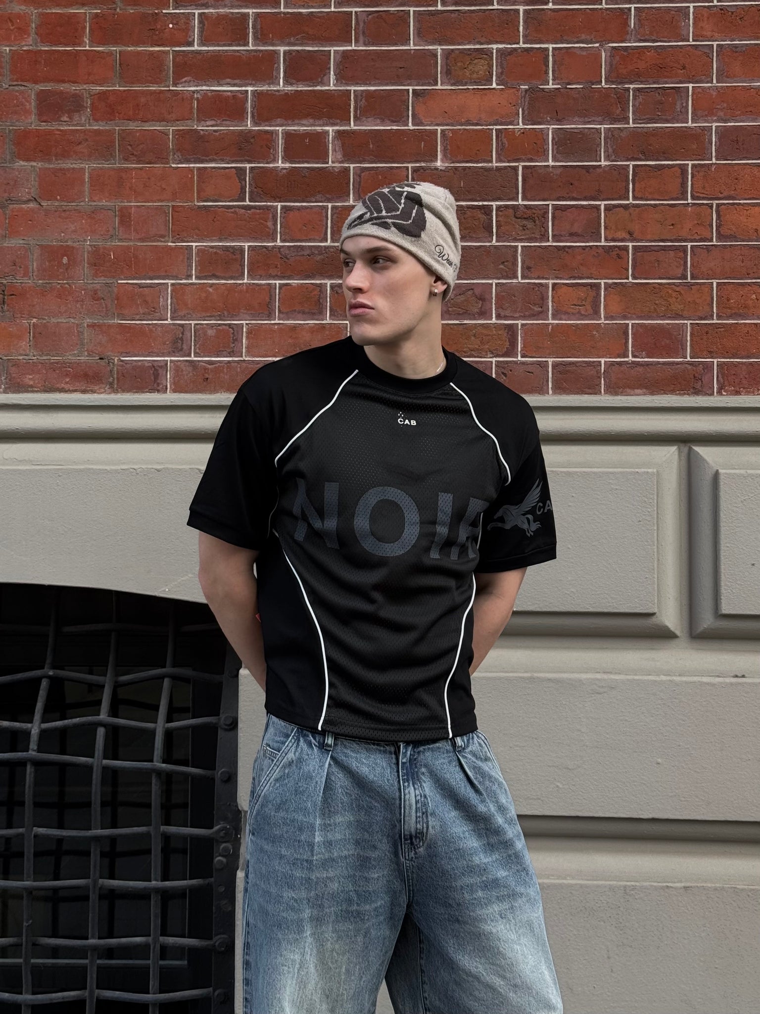 Cabinet Noir Offside Panelled Jersey Tee Black