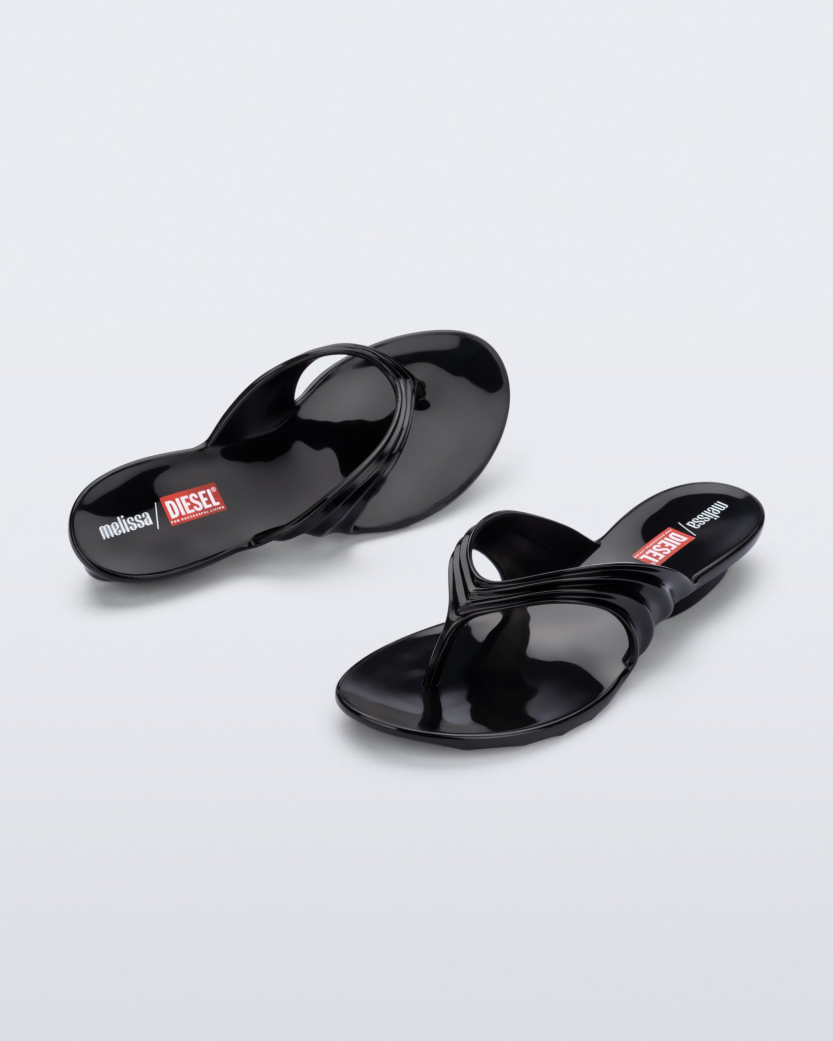 Melissa x Diesel Quantum Thong Black
