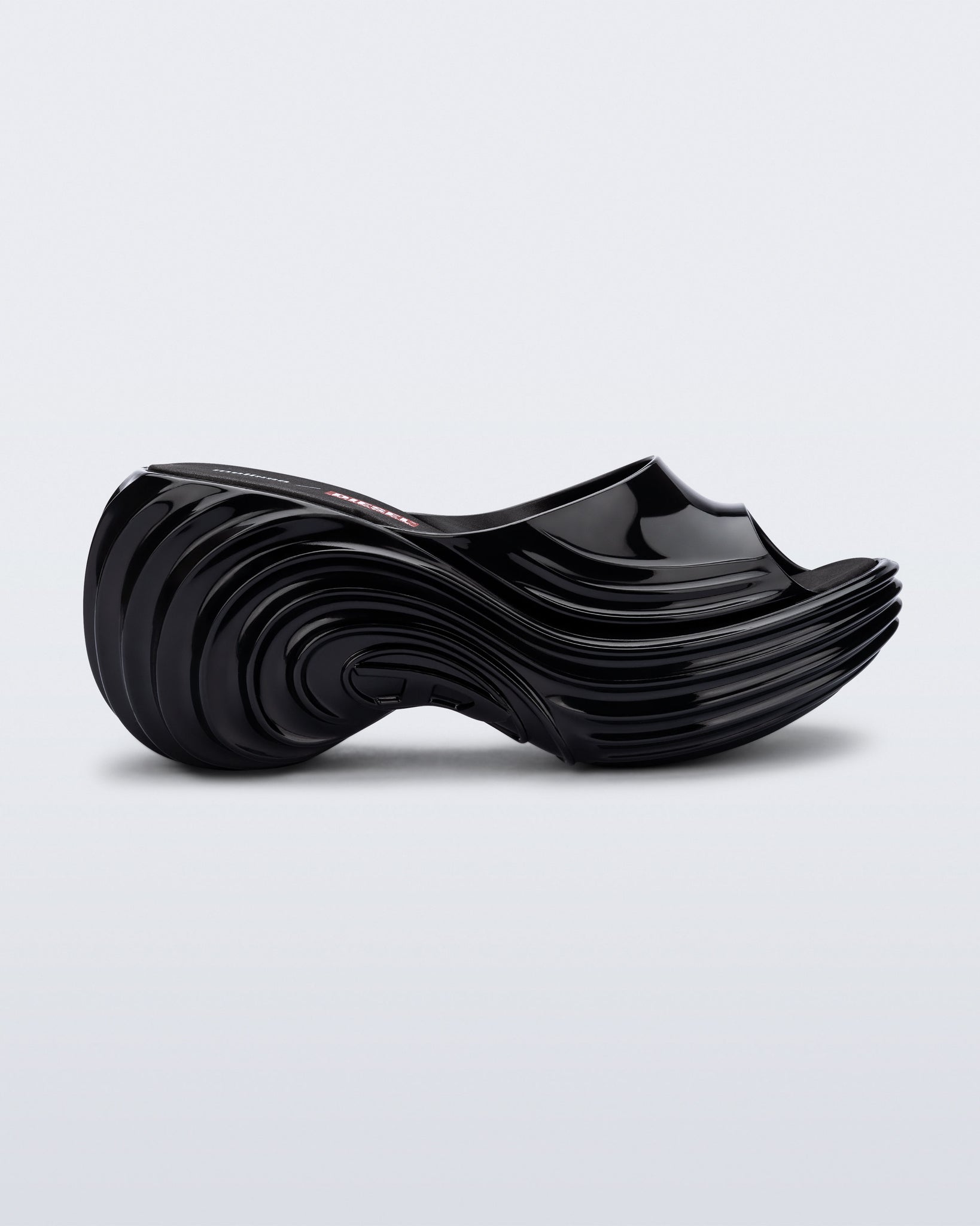 Melissa x Diesel Quantum Platform Black