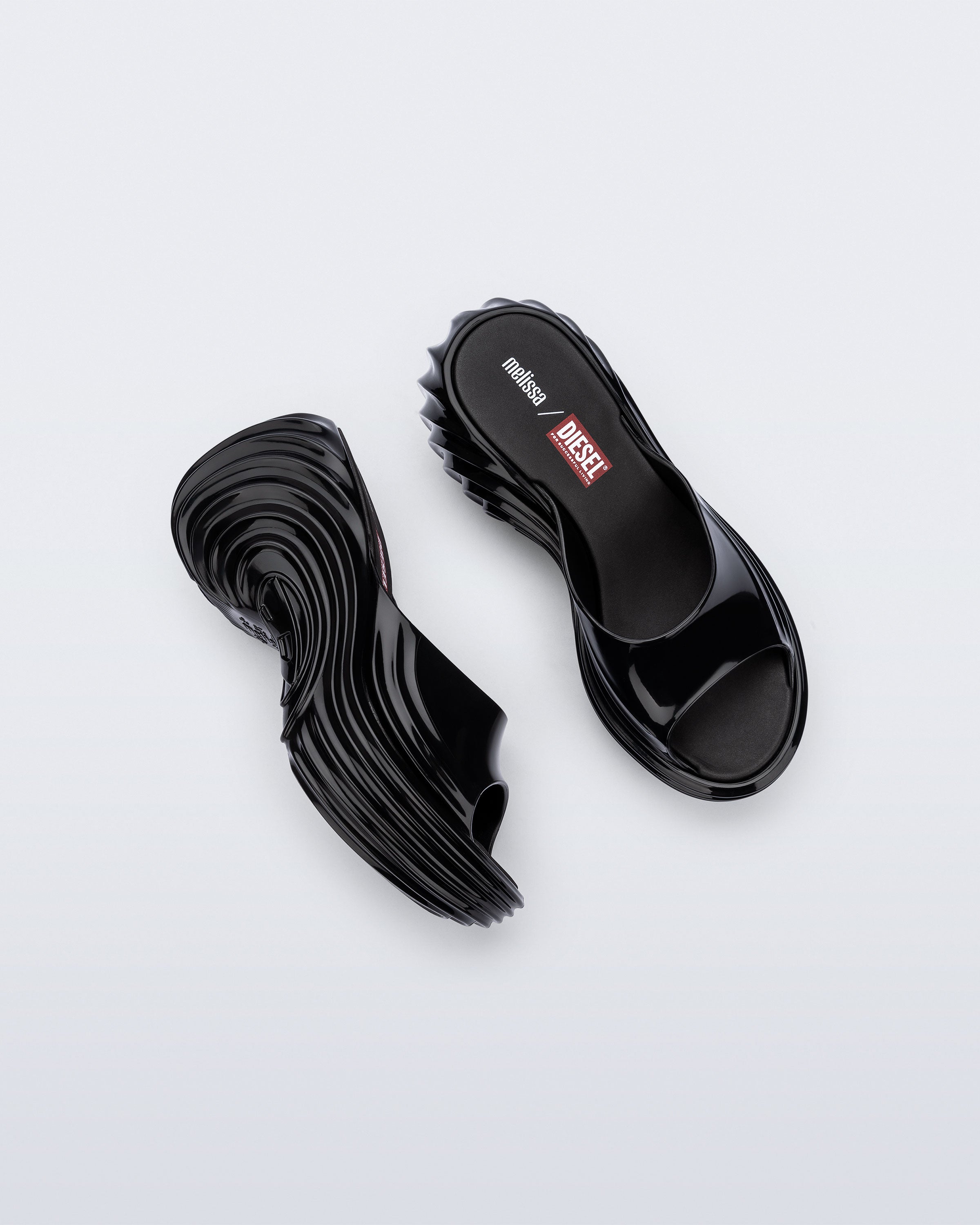 Melissa x Diesel Quantum Platform Black – Cabinet Noir