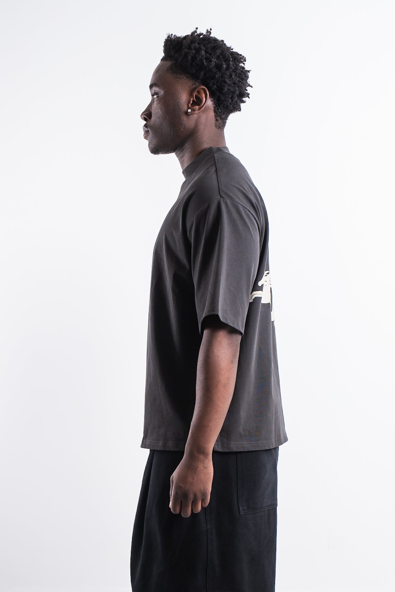 Cabinet Noir Pegasus Tee Charcoal/Bone