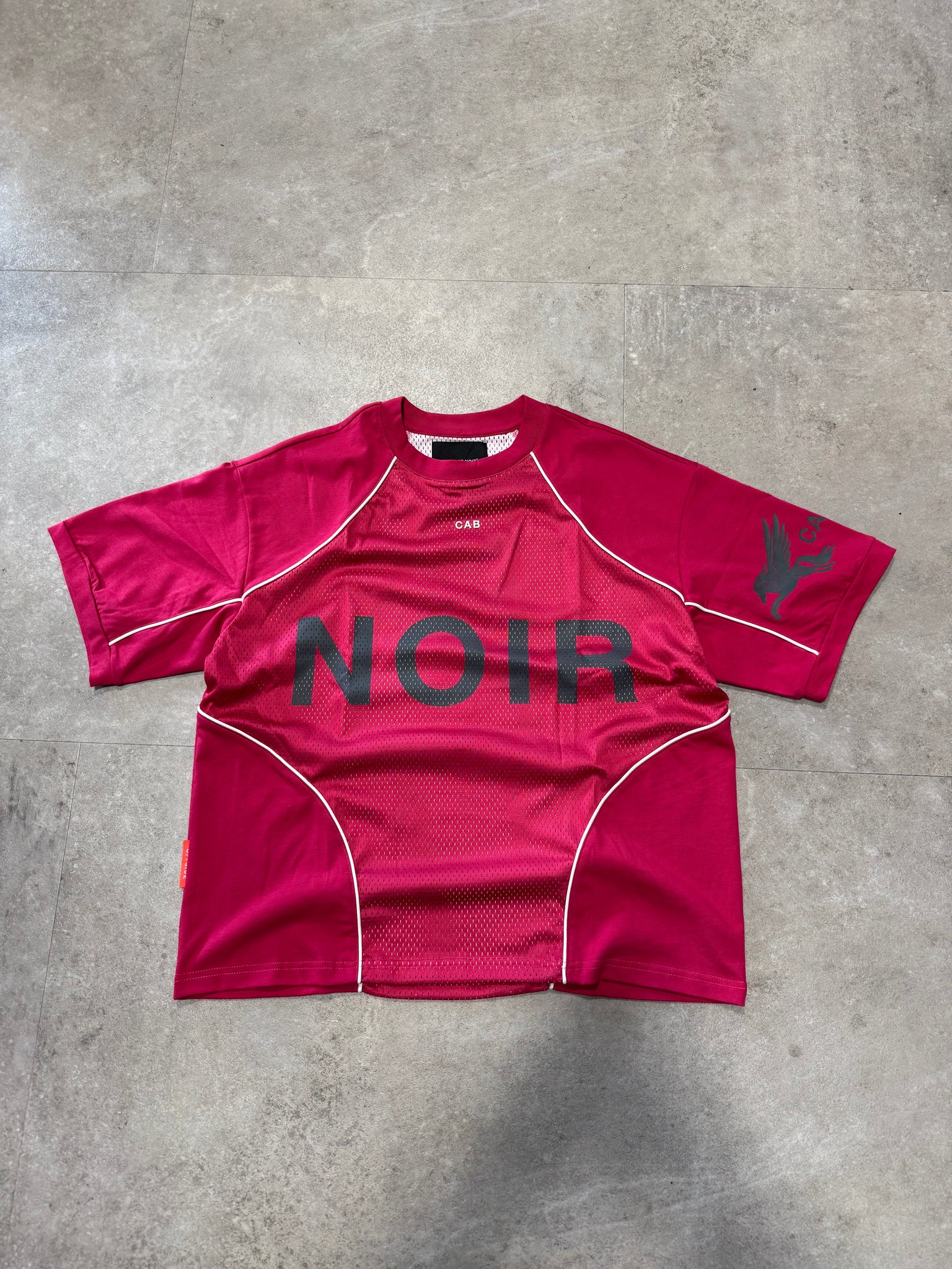Cabinet Noir Offside Panelled Jersey Tee Burgundy