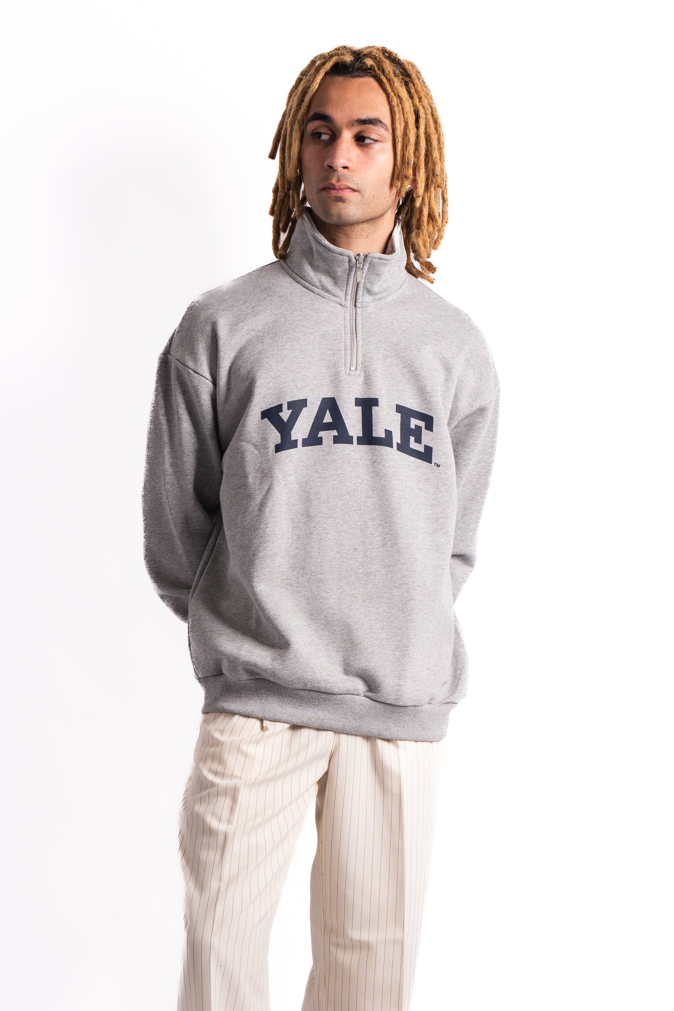 Les Deux x Yale Logo Half-Zip Sweatshirt Light Grey