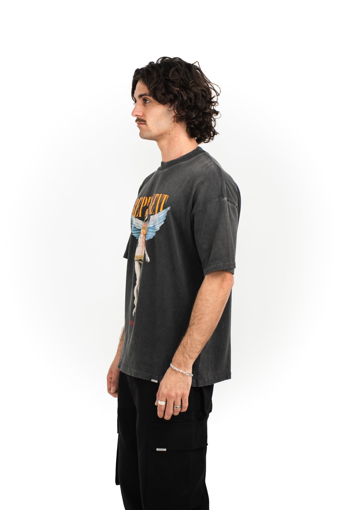 Represent Reborn Tee Aged Black