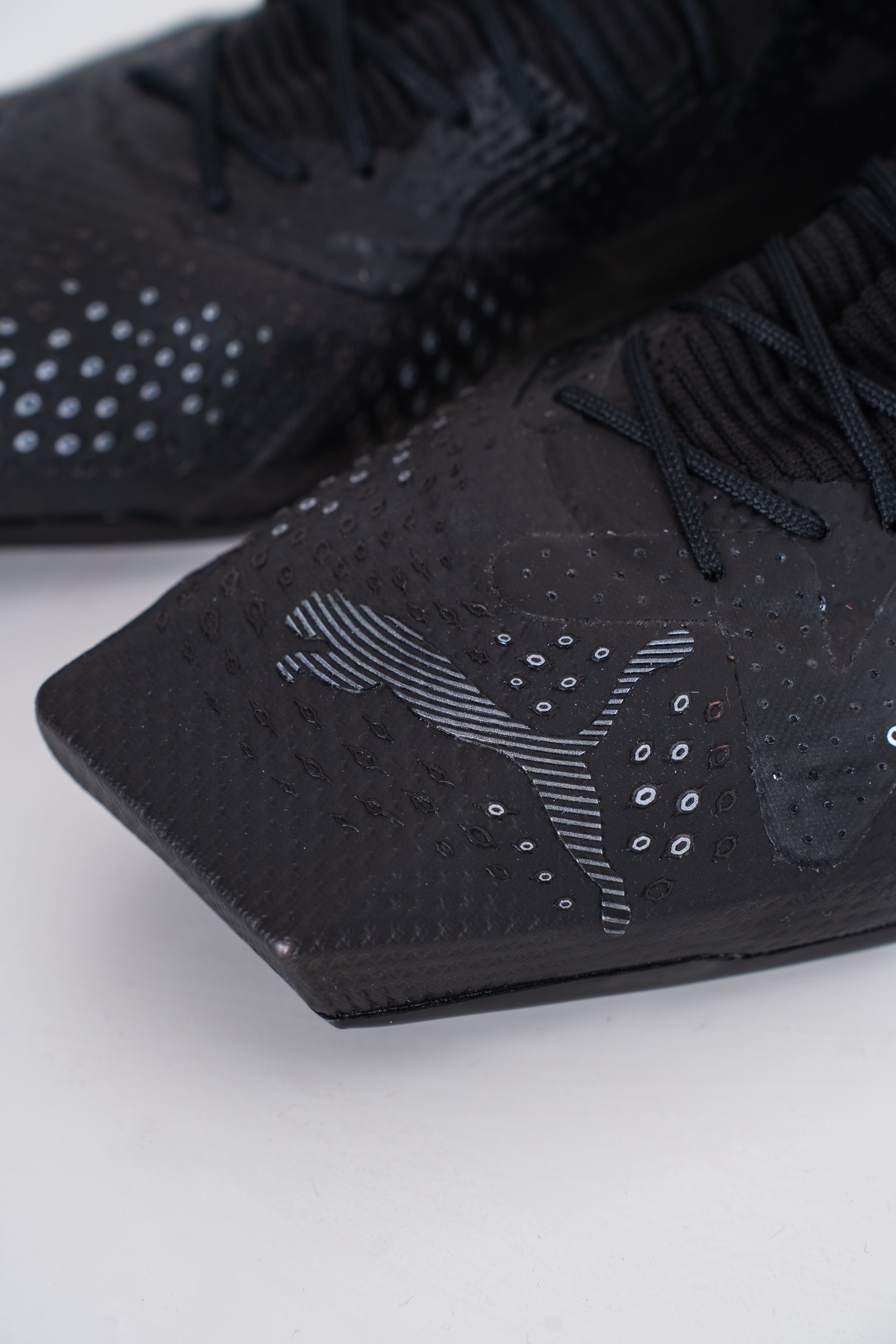 Puma x Coperni 90SQR B Black – Cabinet Noir