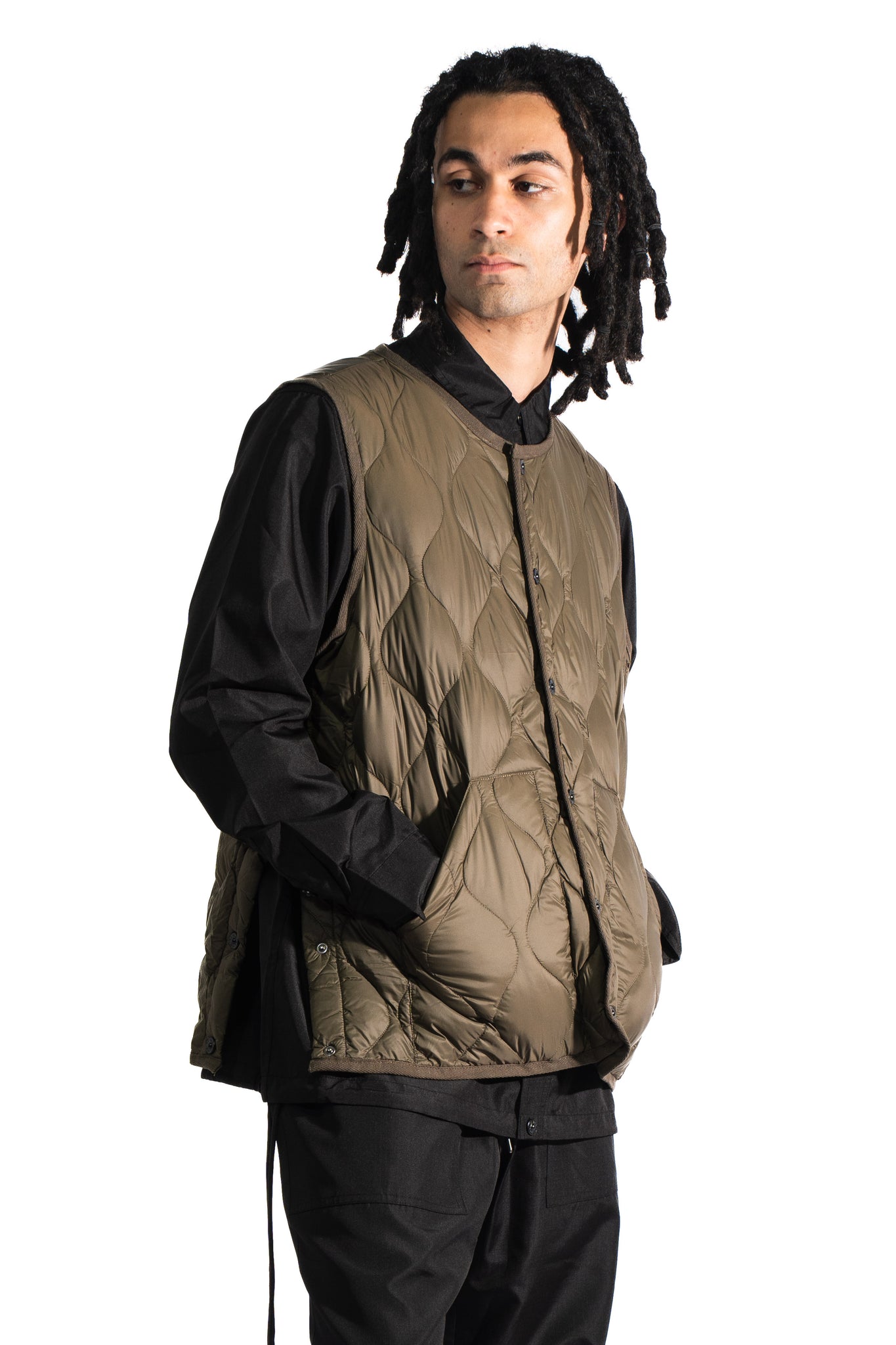 TAION Military Crewneck Down Vest Dark Olive