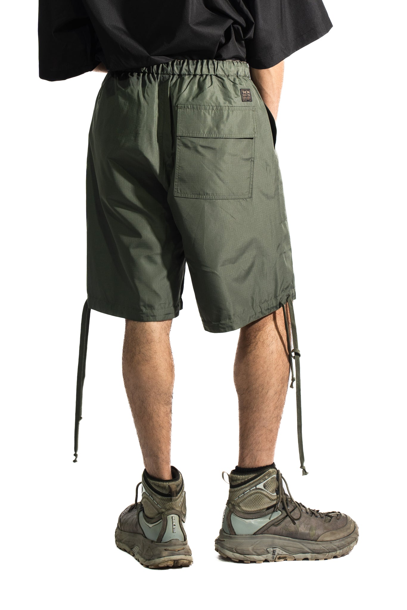 TAION Non Down Military Reversible Shorts Olive