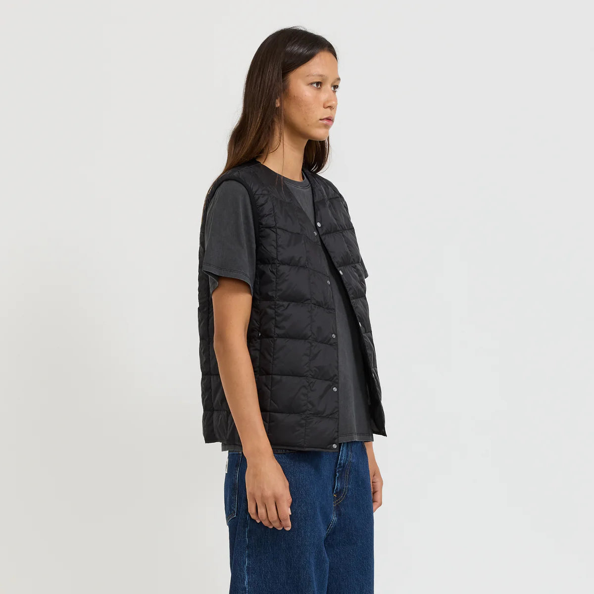 TAION V-Neck Down Vest Black