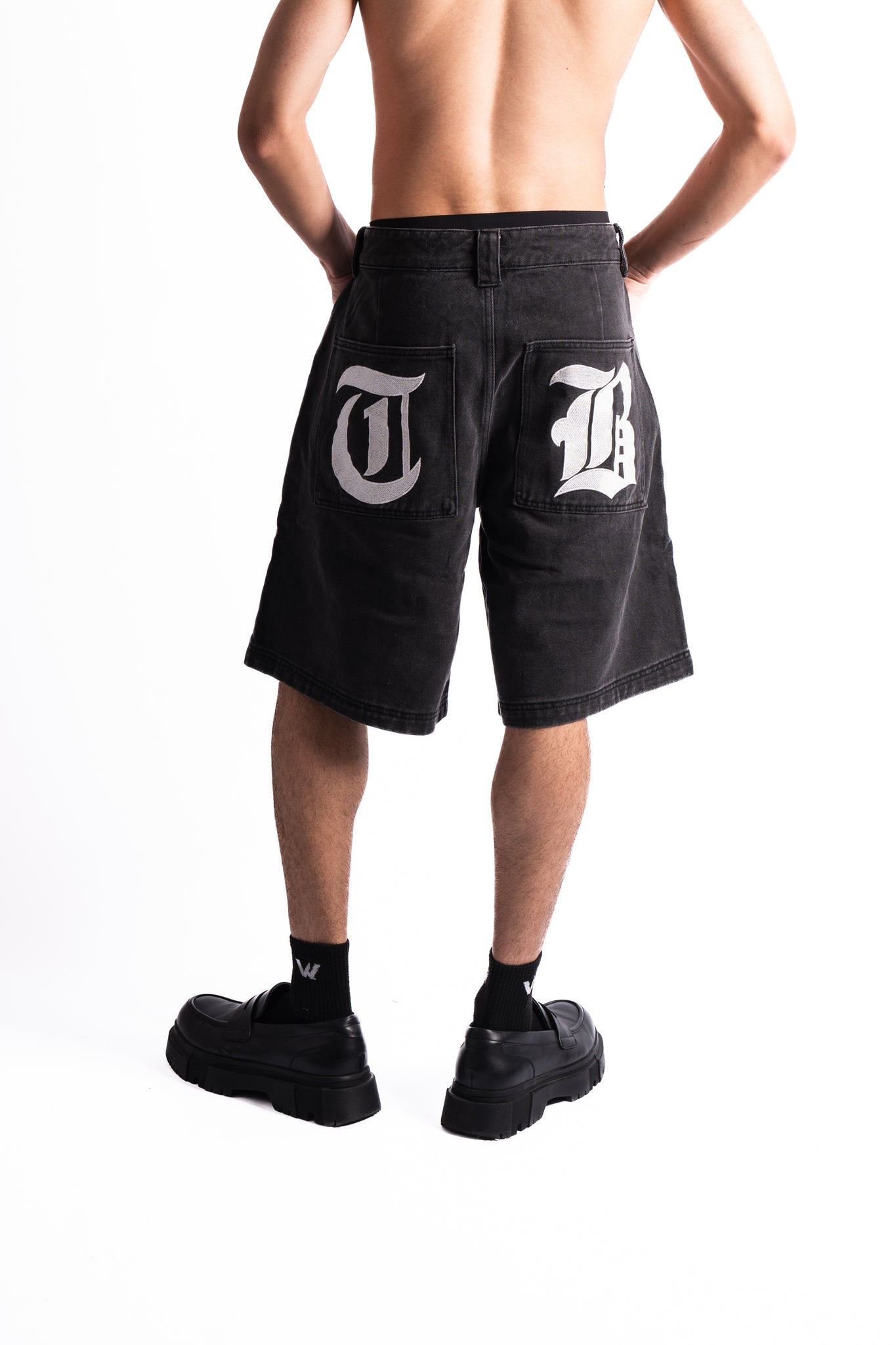 TURNERBOUCAUT 5 Star Denim Shorts Black